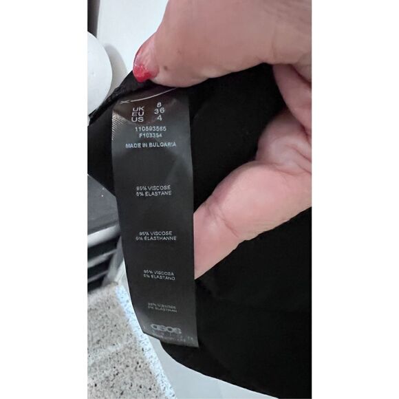 Asos DESIGN LITTLE BLACK DRESS OPEN FRONT SIZE 4 NEW WITH TAGS - Picture 10 of 14